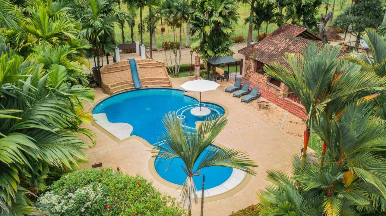 Hotel Hacienda Gualanday Apiay Exterior foto